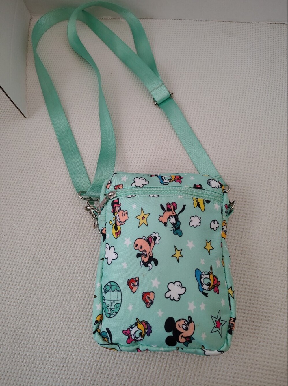 Disney Mint Green Minnie & Friends Crossbody Bag - Picture 2 of 7